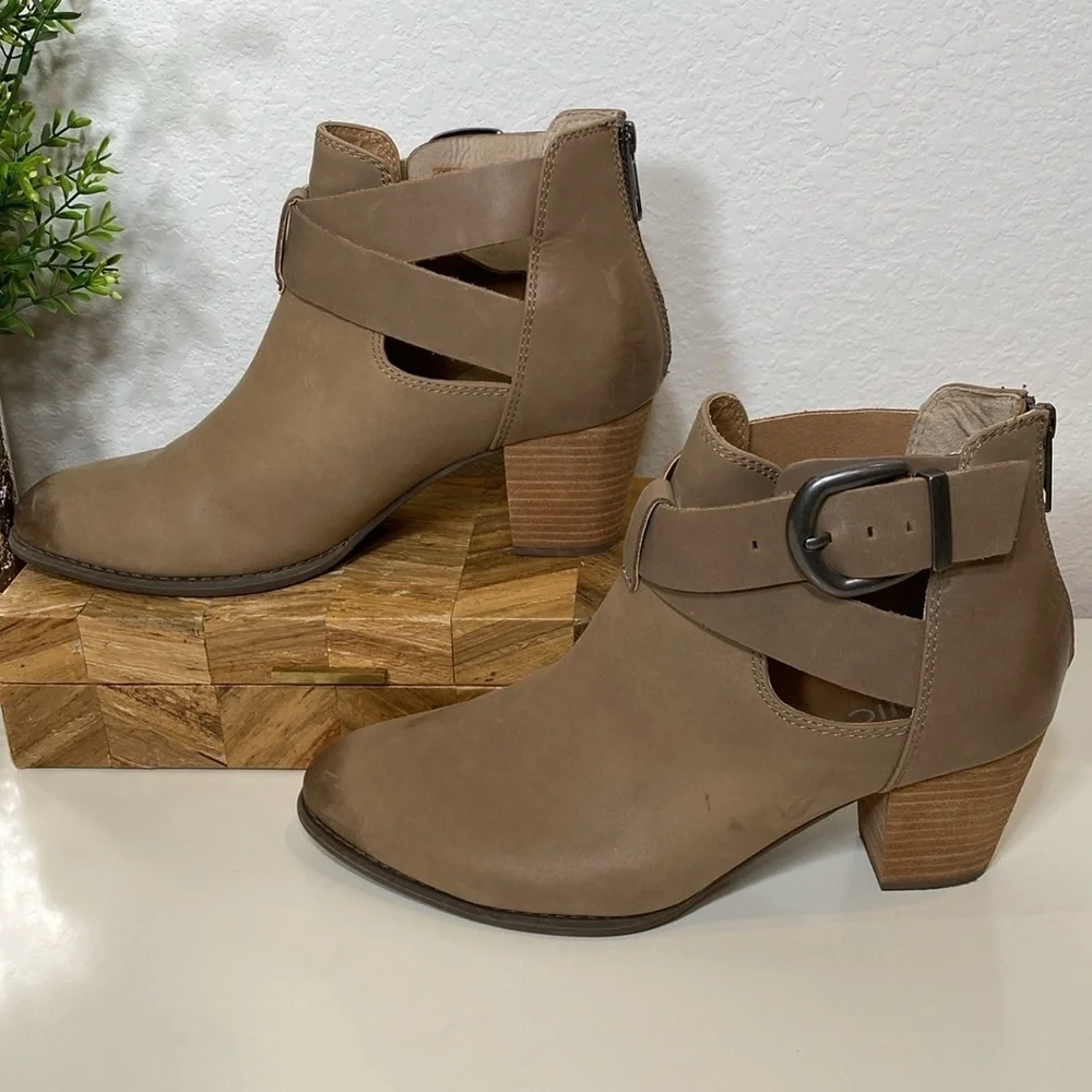 Vionic Rory Leather Ankle Back Zip Buckle Boot Bootie Size 11‎ Taupe